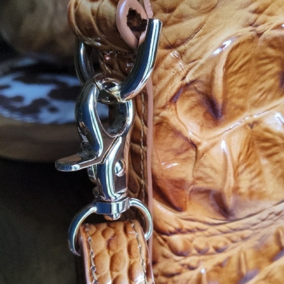 🌻EUC Brahmin Elaine Bag - Picture 11 of 14